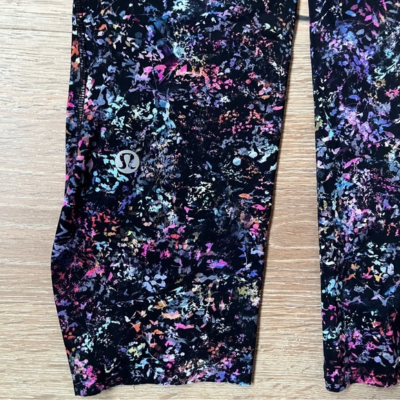 Lululemon Base Pace High-Rise Crop 23" Floral Spray Multi Nulux Sz 0 *P5 - Picture 5 of 5